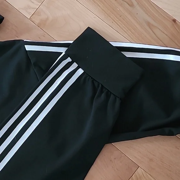 Kit - Picture 2 of 4